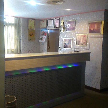 טופן Teresa Hotel מראה חיצוני תמונה